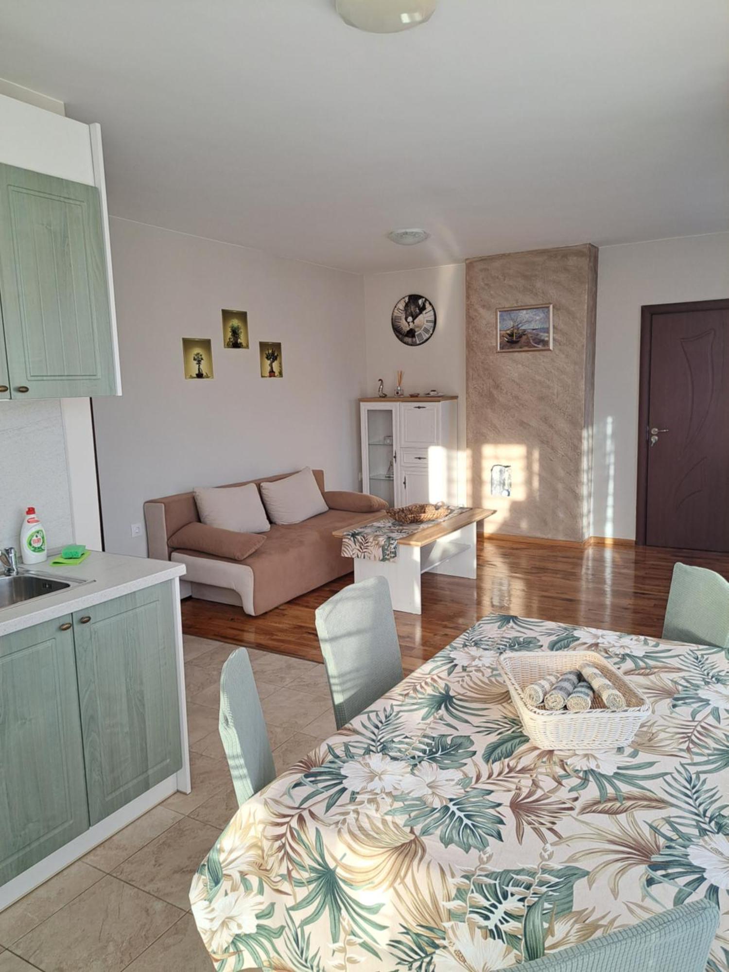 Megi Apartments, Nesebar Sity Exterior photo